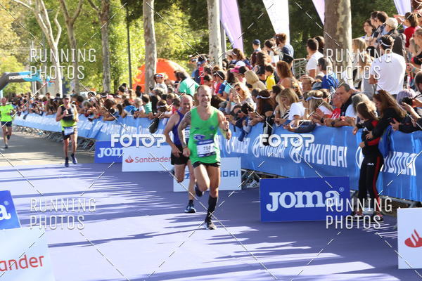 Buy your photos of the eventMeia Maratona Porto 2019 on Fotop