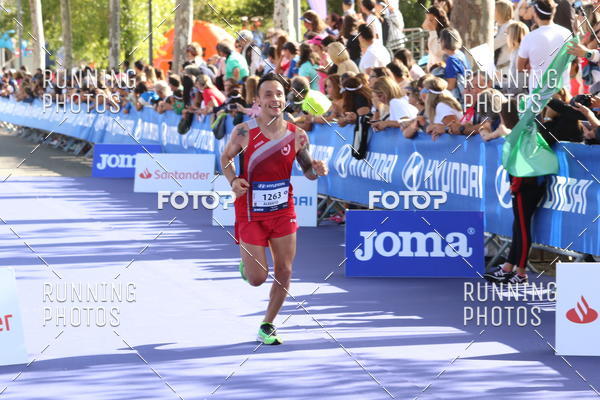 Buy your photos of the eventMeia Maratona Porto 2019 on Fotop