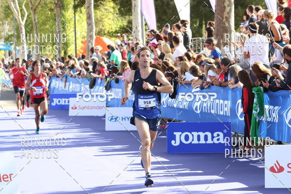 Buy your photos of the eventMeia Maratona Porto 2019 on Fotop