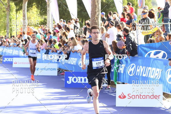 Buy your photos of the eventMeia Maratona Porto 2019 on Fotop