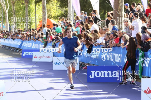 Buy your photos of the eventMeia Maratona Porto 2019 on Fotop