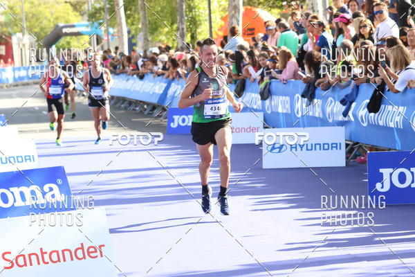 Buy your photos of the eventMeia Maratona Porto 2019 on Fotop