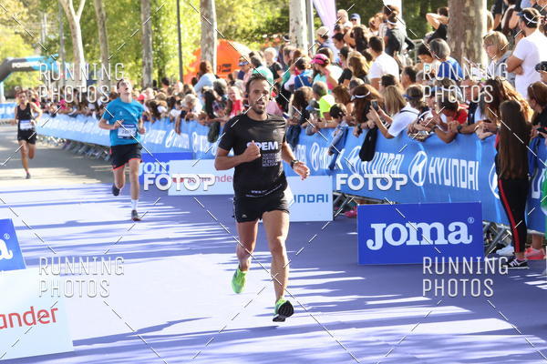 Buy your photos of the eventMeia Maratona Porto 2019 on Fotop