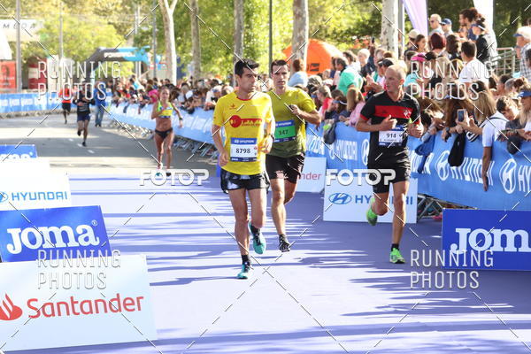 Buy your photos of the eventMeia Maratona Porto 2019 on Fotop