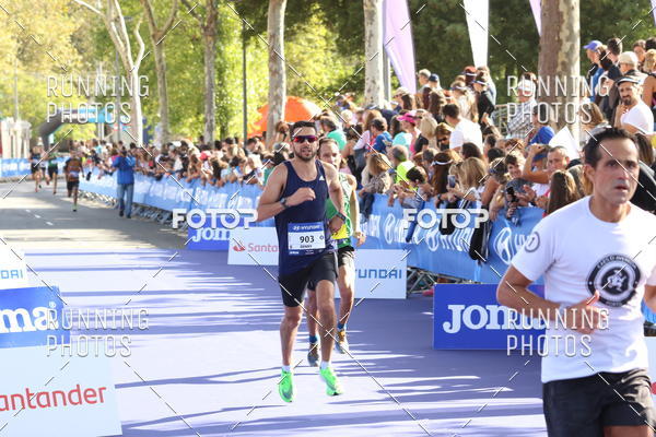Buy your photos of the eventMeia Maratona Porto 2019 on Fotop