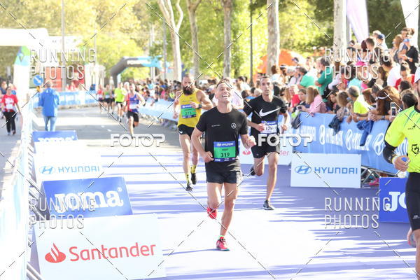 Buy your photos of the eventMeia Maratona Porto 2019 on Fotop