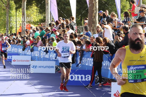 Buy your photos of the eventMeia Maratona Porto 2019 on Fotop