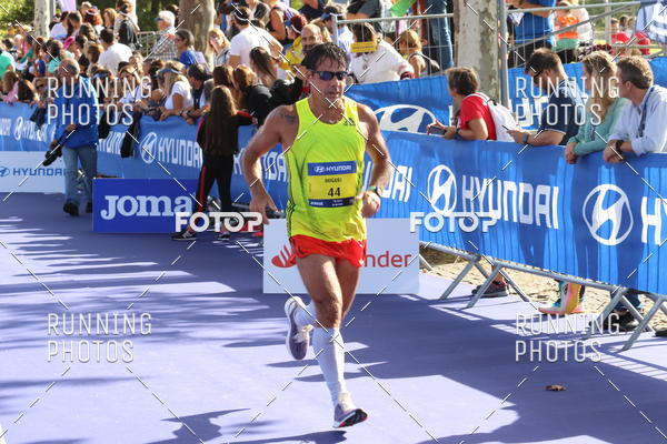 Buy your photos of the eventMeia Maratona Porto 2019 on Fotop