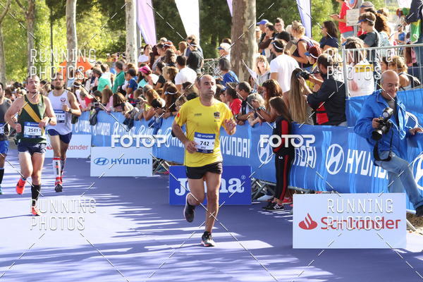 Buy your photos of the eventMeia Maratona Porto 2019 on Fotop