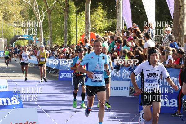 Buy your photos of the eventMeia Maratona Porto 2019 on Fotop