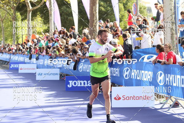 Buy your photos of the eventMeia Maratona Porto 2019 on Fotop