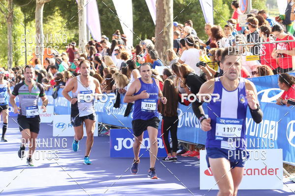 Buy your photos of the eventMeia Maratona Porto 2019 on Fotop