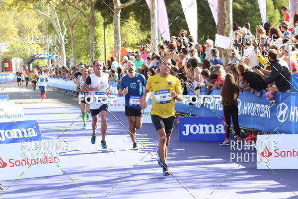 Buy your photos of the eventMeia Maratona Porto 2019 on Fotop