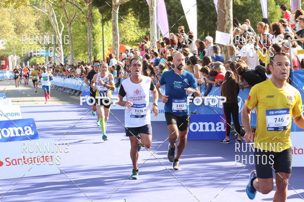 Buy your photos of the eventMeia Maratona Porto 2019 on Fotop
