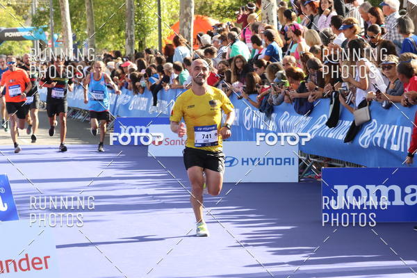 Buy your photos of the eventMeia Maratona Porto 2019 on Fotop