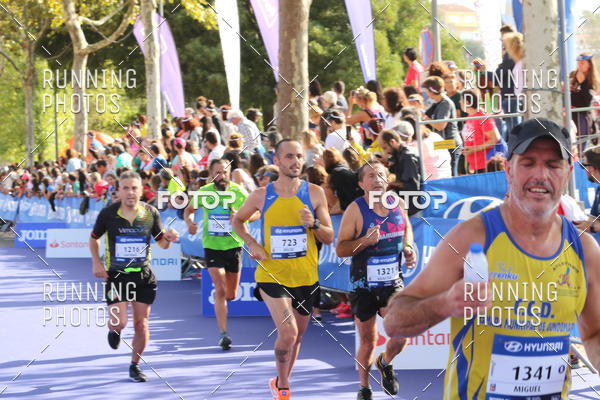 Buy your photos of the eventMeia Maratona Porto 2019 on Fotop