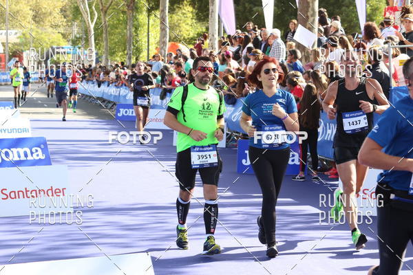 Buy your photos of the eventMeia Maratona Porto 2019 on Fotop