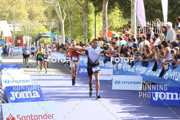 Buy your photos of the eventMeia Maratona Porto 2019 on Fotop