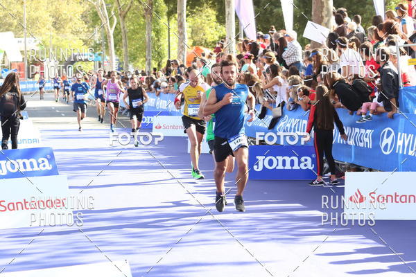 Buy your photos of the eventMeia Maratona Porto 2019 on Fotop