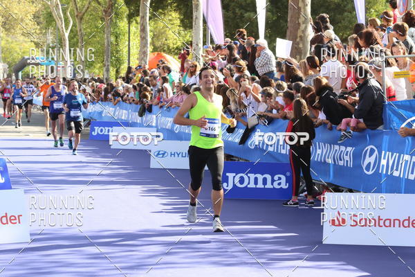 Buy your photos of the eventMeia Maratona Porto 2019 on Fotop