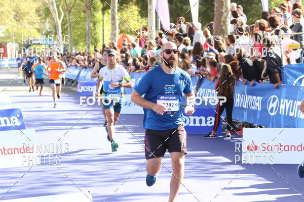 Buy your photos of the eventMeia Maratona Porto 2019 on Fotop