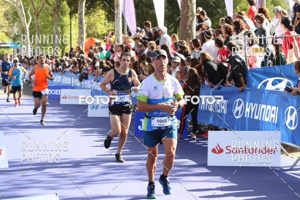 Buy your photos of the eventMeia Maratona Porto 2019 on Fotop