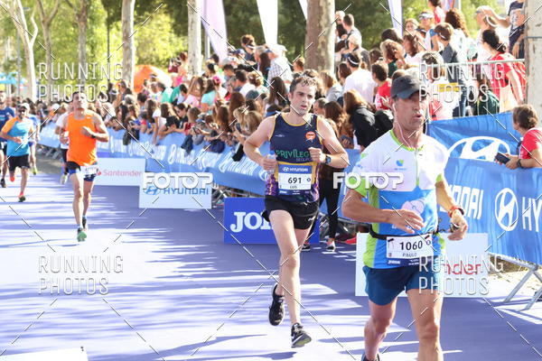 Buy your photos of the eventMeia Maratona Porto 2019 on Fotop