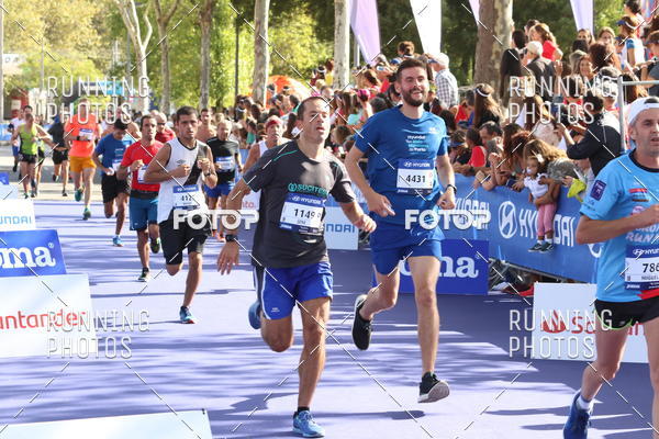 Buy your photos of the eventMeia Maratona Porto 2019 on Fotop