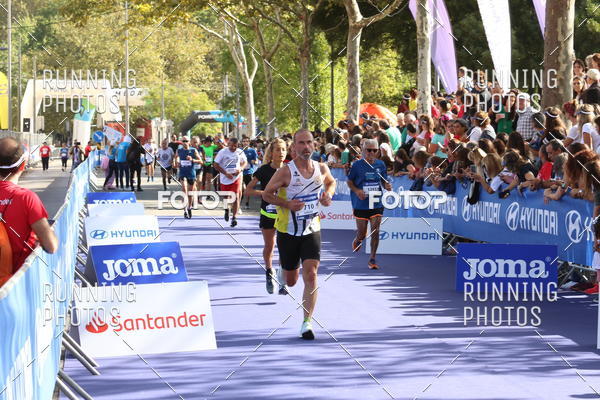 Buy your photos of the eventMeia Maratona Porto 2019 on Fotop