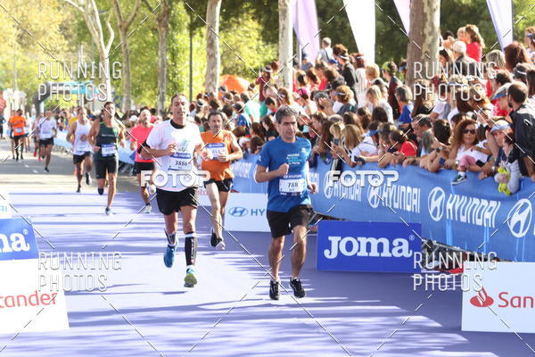 Buy your photos of the eventMeia Maratona Porto 2019 on Fotop