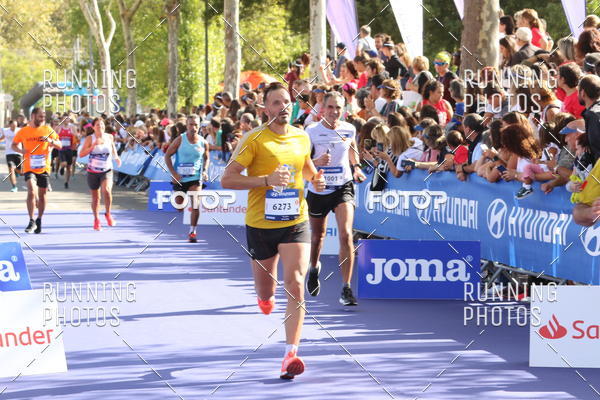 Buy your photos of the eventMeia Maratona Porto 2019 on Fotop