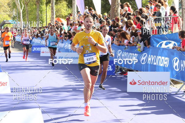 Buy your photos of the eventMeia Maratona Porto 2019 on Fotop
