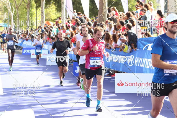 Buy your photos of the eventMeia Maratona Porto 2019 on Fotop