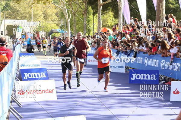 Buy your photos of the eventMeia Maratona Porto 2019 on Fotop