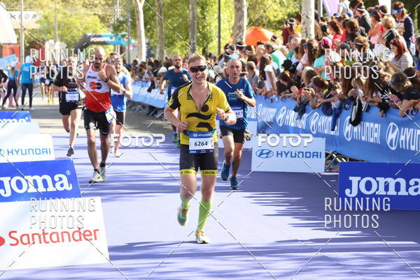 Buy your photos of the eventMeia Maratona Porto 2019 on Fotop