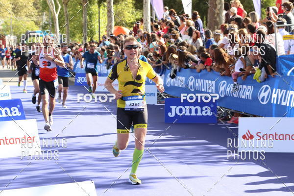 Buy your photos of the eventMeia Maratona Porto 2019 on Fotop