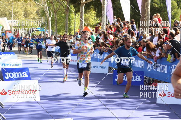 Buy your photos of the eventMeia Maratona Porto 2019 on Fotop
