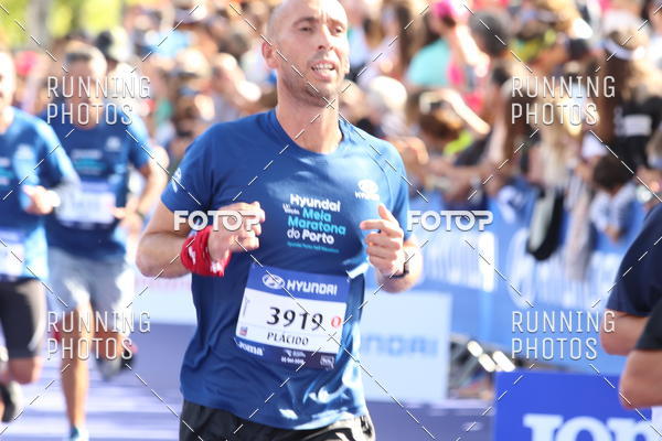 Buy your photos of the eventMeia Maratona Porto 2019 on Fotop