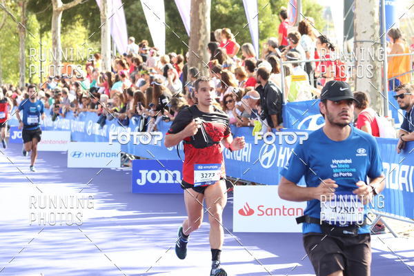 Buy your photos of the eventMeia Maratona Porto 2019 on Fotop
