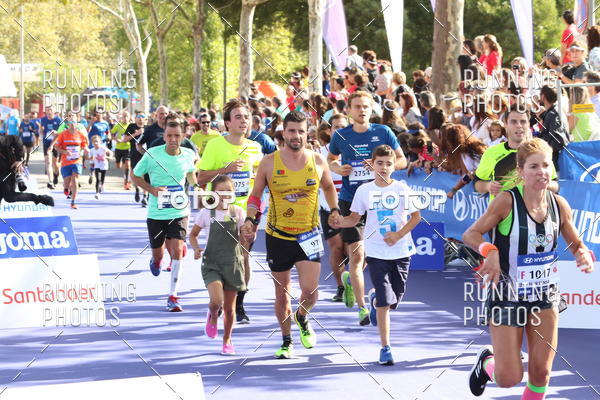 Buy your photos of the eventMeia Maratona Porto 2019 on Fotop