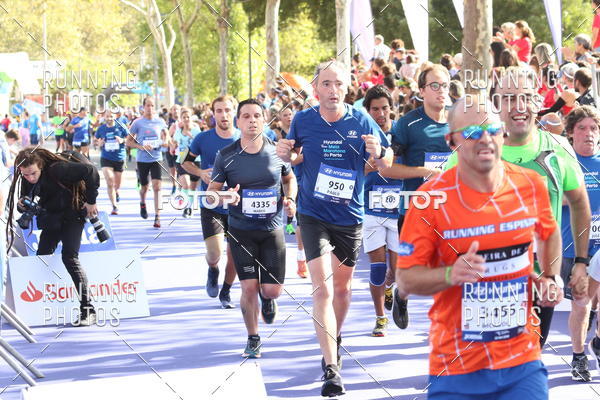 Buy your photos of the eventMeia Maratona Porto 2019 on Fotop