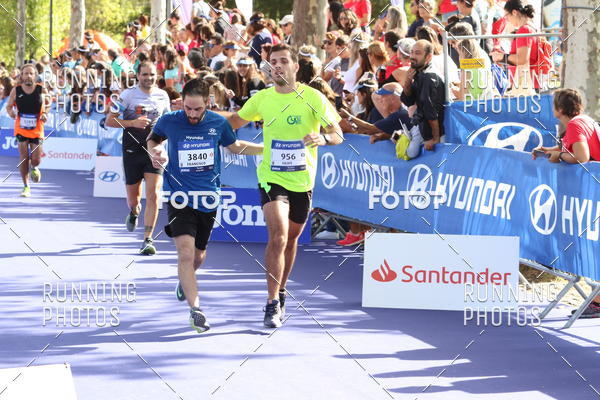 Buy your photos of the eventMeia Maratona Porto 2019 on Fotop