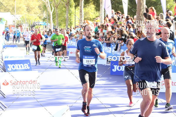 Buy your photos of the eventMeia Maratona Porto 2019 on Fotop
