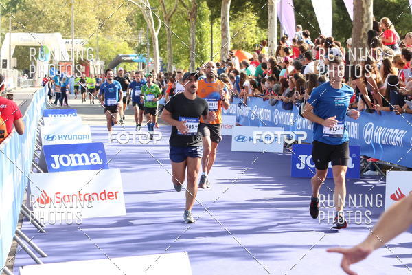 Buy your photos of the eventMeia Maratona Porto 2019 on Fotop