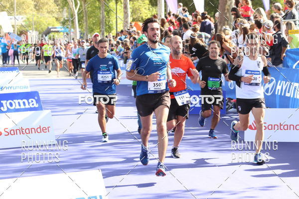 Buy your photos of the eventMeia Maratona Porto 2019 on Fotop