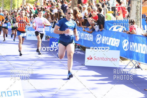 Buy your photos of the eventMeia Maratona Porto 2019 on Fotop