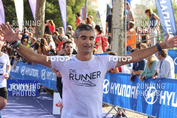 Buy your photos of the eventMeia Maratona Porto 2019 on Fotop