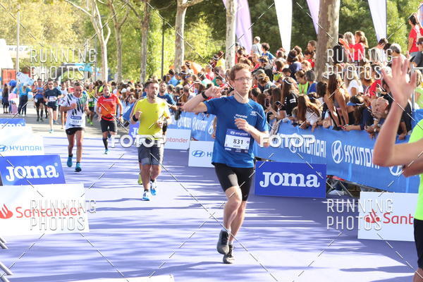 Buy your photos of the eventMeia Maratona Porto 2019 on Fotop