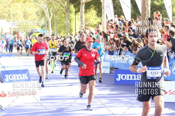 Buy your photos of the eventMeia Maratona Porto 2019 on Fotop