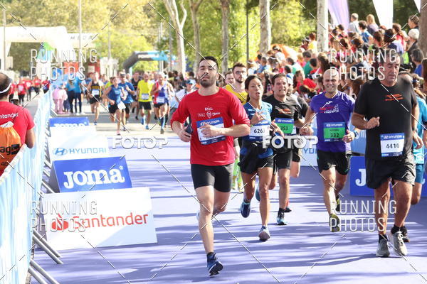 Buy your photos of the eventMeia Maratona Porto 2019 on Fotop